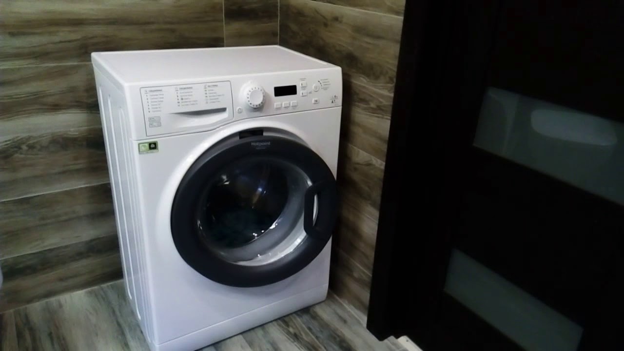 Стиральная машина Hotpoint-Ariston VMSF 6013 B