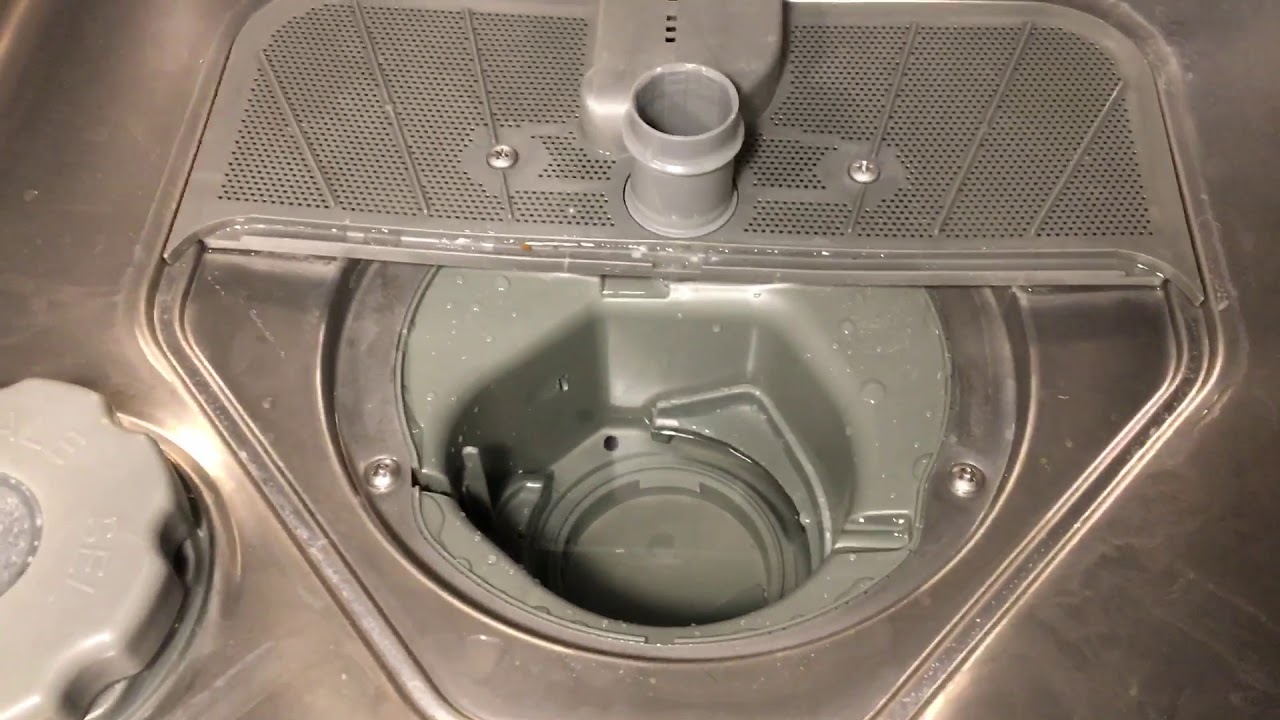 Посудомоечная машина MIDEA 45S320W, чистка фильтра, устранение засора своими руками, не уходила вода
